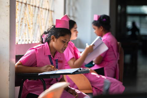 Midwife trainee Bangladesh